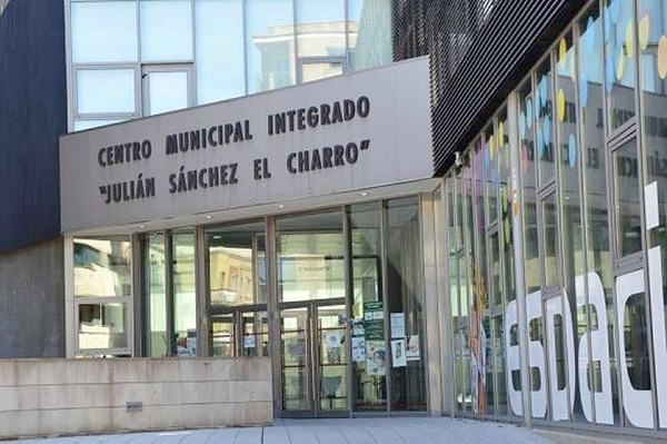 Centro Municipal Integrado “Julián Sánchez El Charro”, Calle Alfonso de Castro, 34, Salamanca